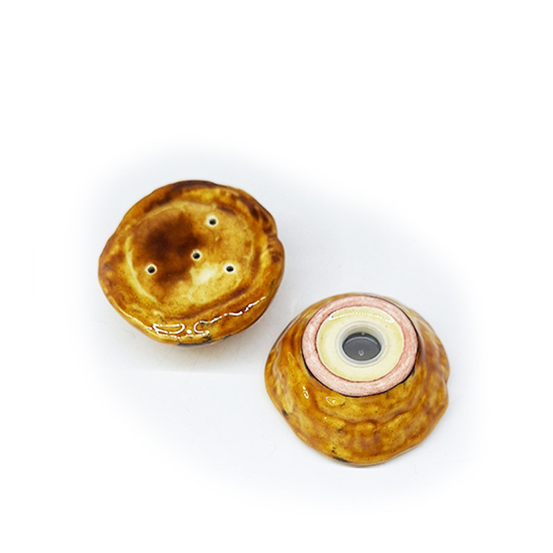 Cinnamon and sugar shaker