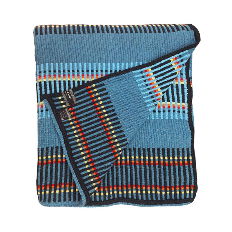 Cotton blanket without fringes