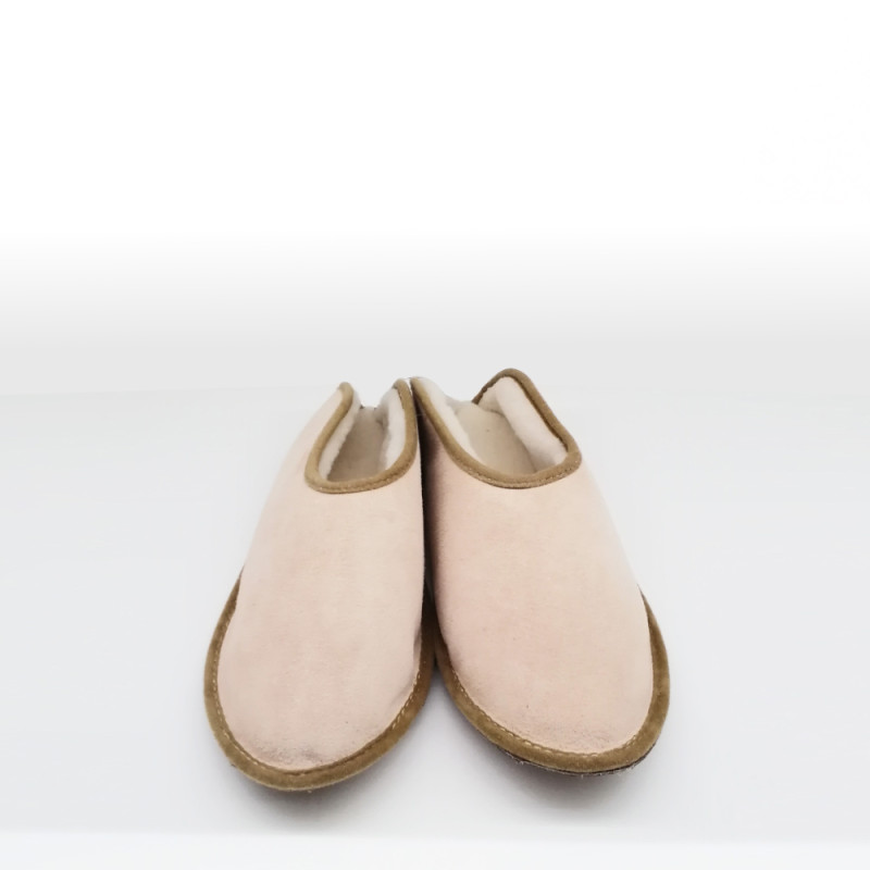 Wool slippers with leather sole