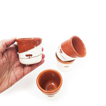 Set of 4 small clay cups