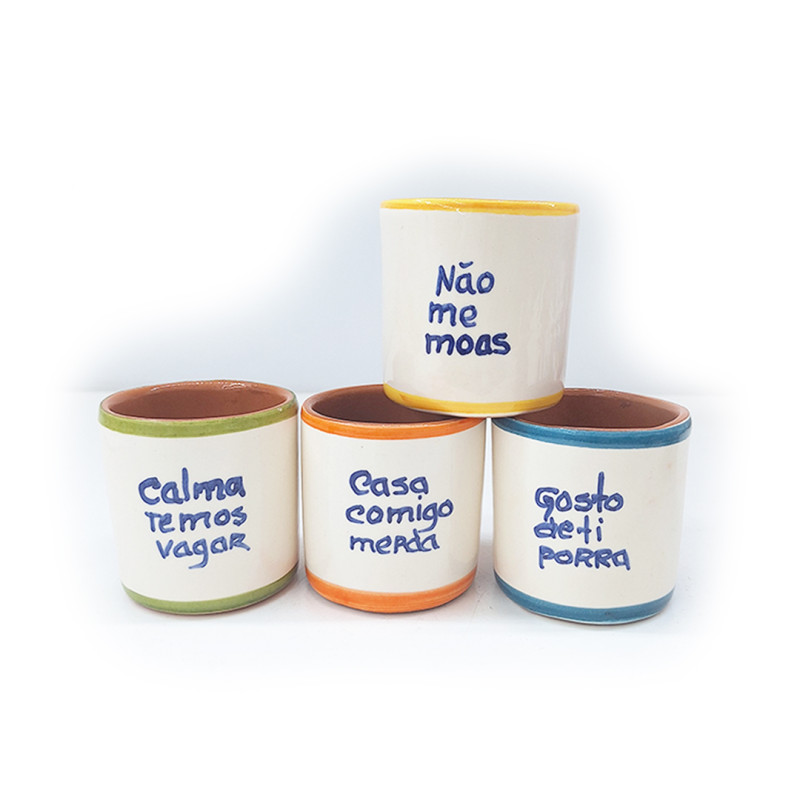 Clay cups with expressions from the Alentejo