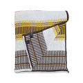 Cotton blanket without fringes